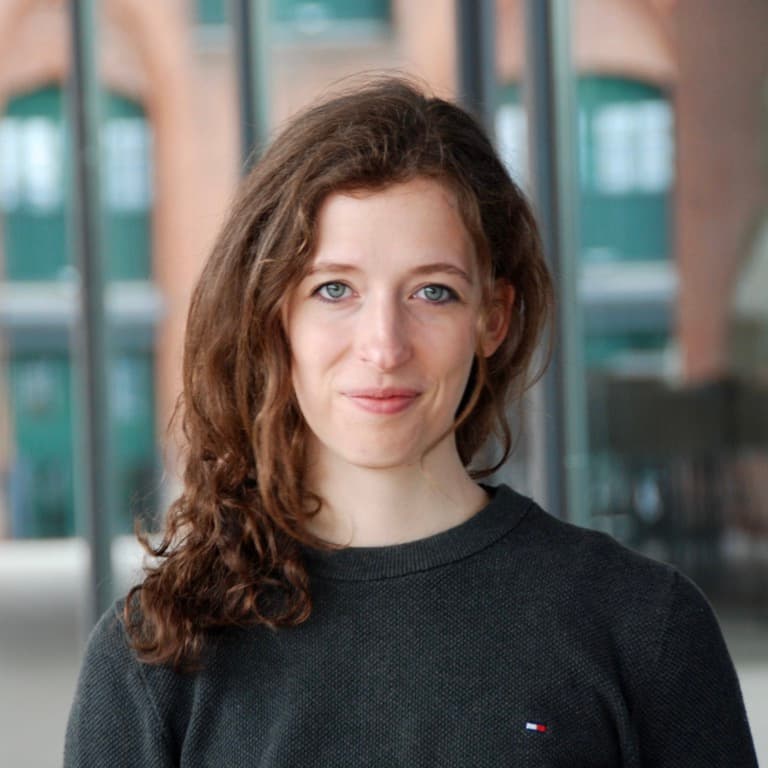 Runa Fasthoff, Psychologin und Gründerin von Feeling June